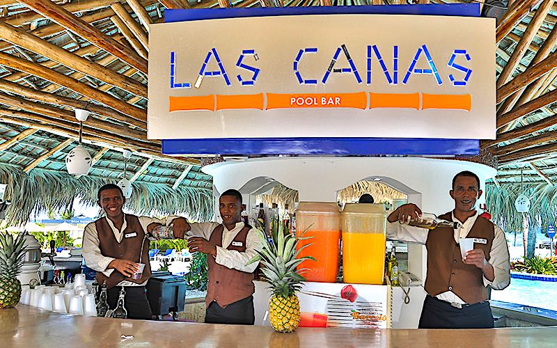 Las Canas Pool Bar