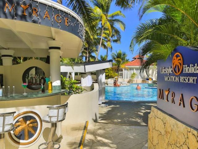 Mirage (Dessert/Pool) Bar